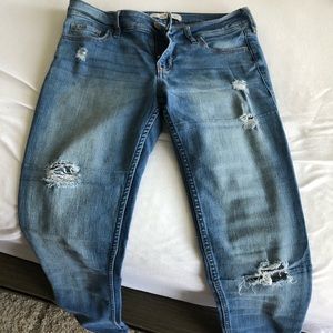 ripped light wash hollister jeans